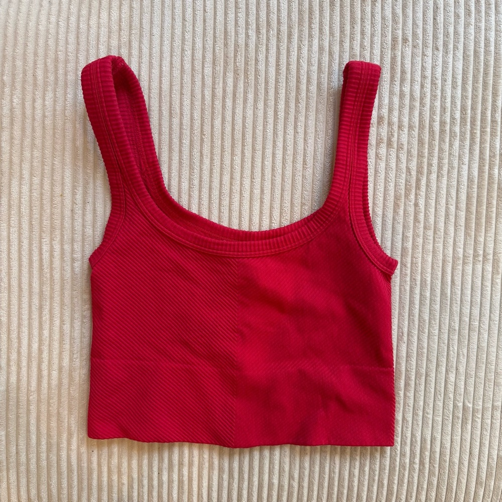 Nikibiki Tank Top